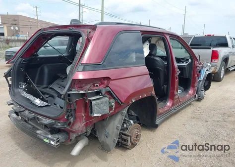 2022 Jeep Grand Cherokee Altitude 4X4 z USA, uszkodzony, nr VIN 1C4RJHAG4N8610815